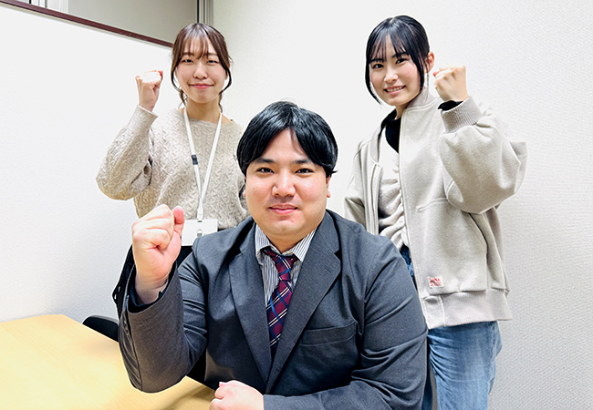 たくさんのスタッフがサポートしています。成績UPは私たちにお任せください!